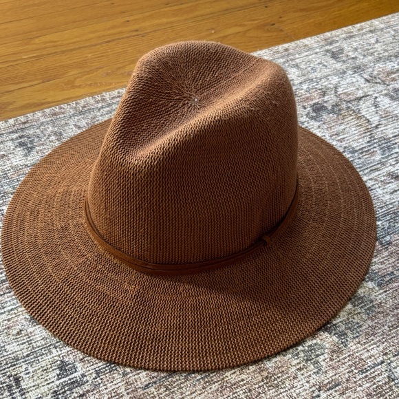 Urban Outfitters Brown Fedora Hat NWT - Picture 1 of 4